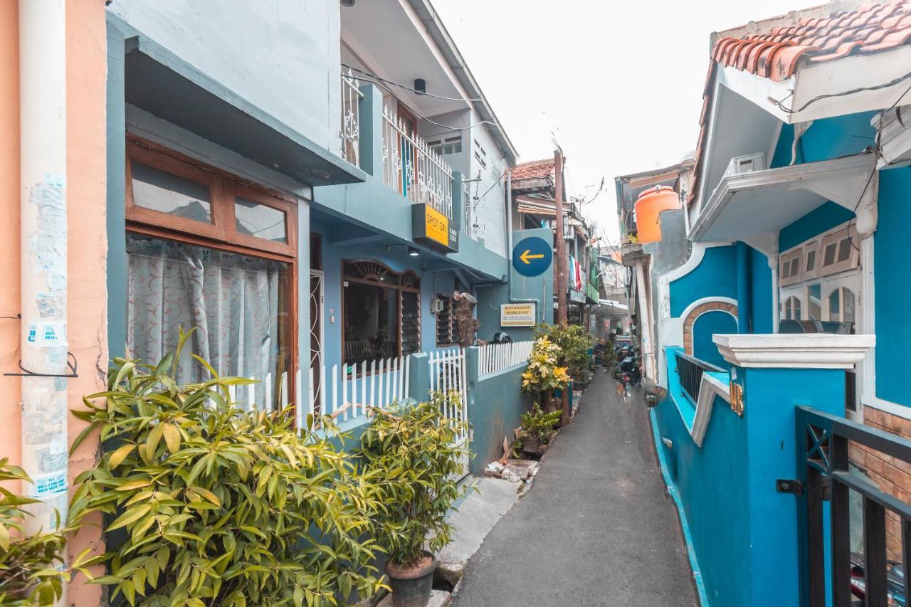 SPOT ON 2033 Kayumanis Homestay Syariah Jakarta Luaran gambar