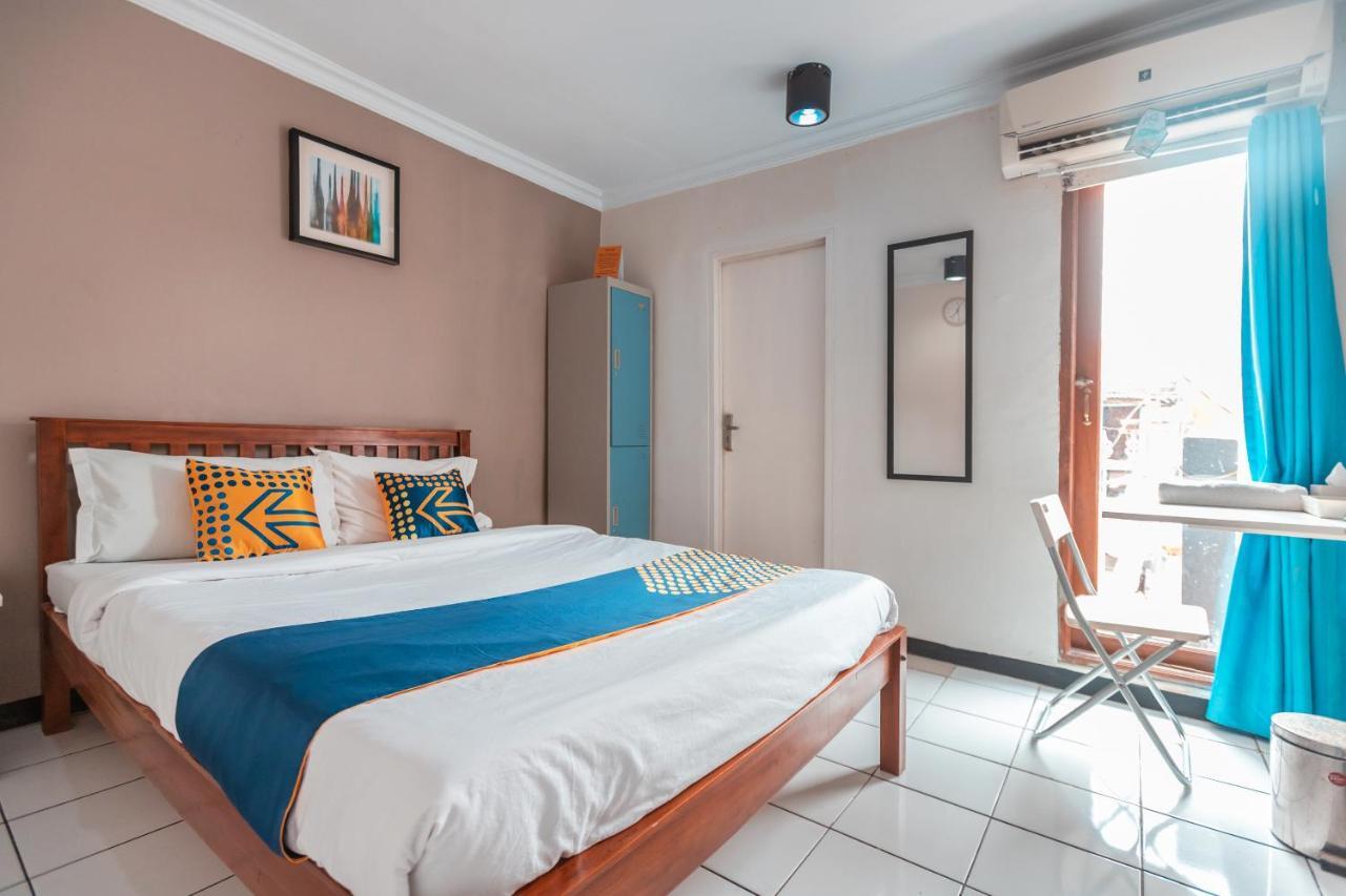 SPOT ON 2033 Kayumanis Homestay Syariah Jakarta Luaran gambar