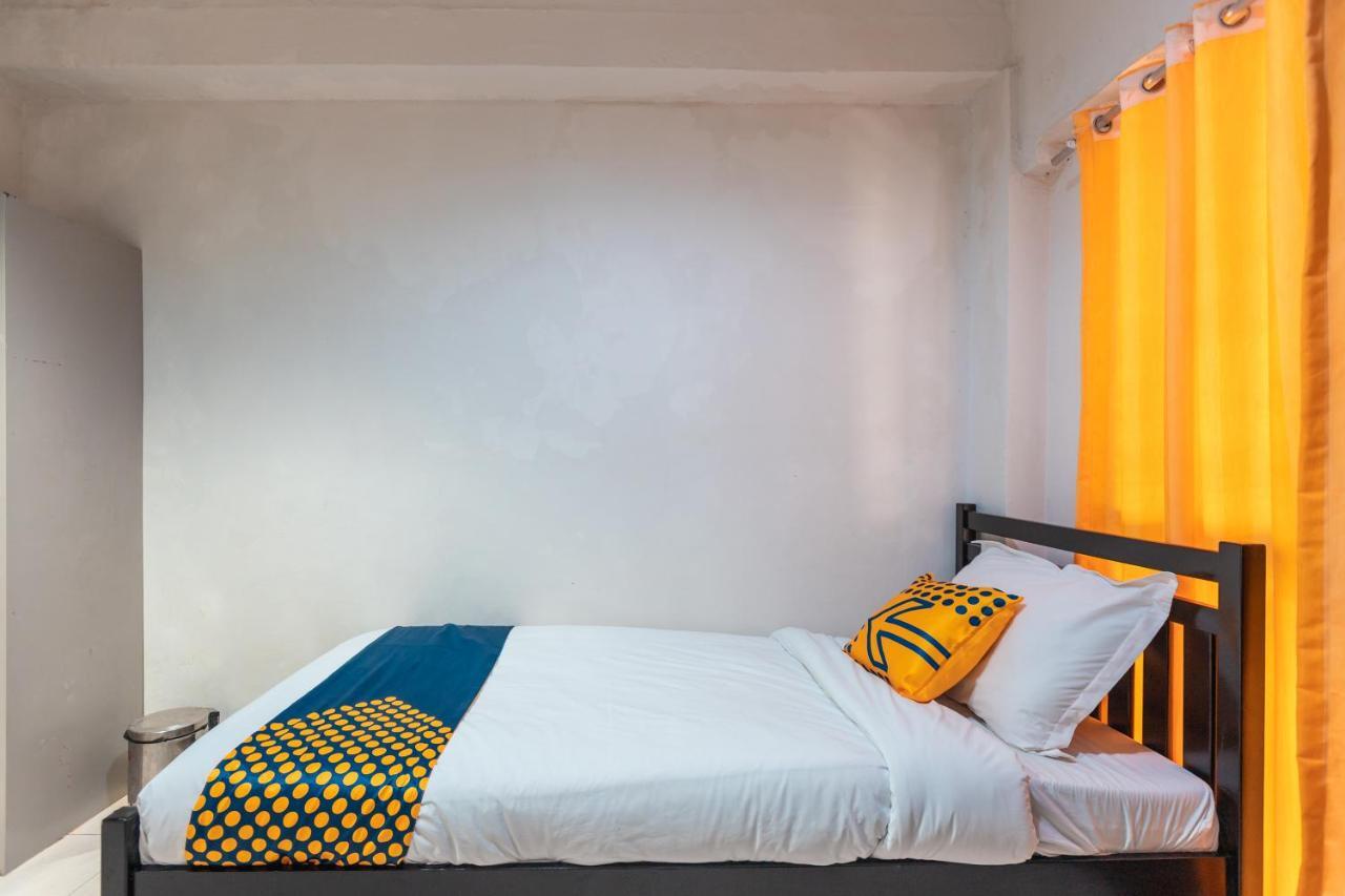 SPOT ON 2033 Kayumanis Homestay Syariah Jakarta Luaran gambar