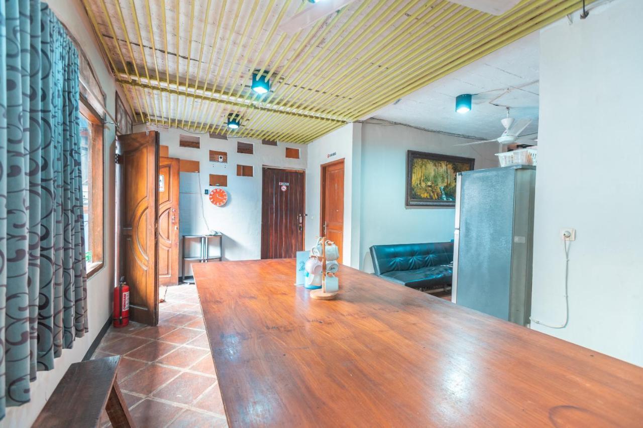 SPOT ON 2033 Kayumanis Homestay Syariah Jakarta Luaran gambar